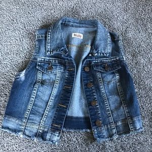 Mudd cropped denim vest